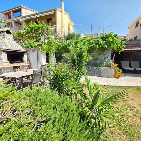 Damir With Terrace In Garden Crikvenica