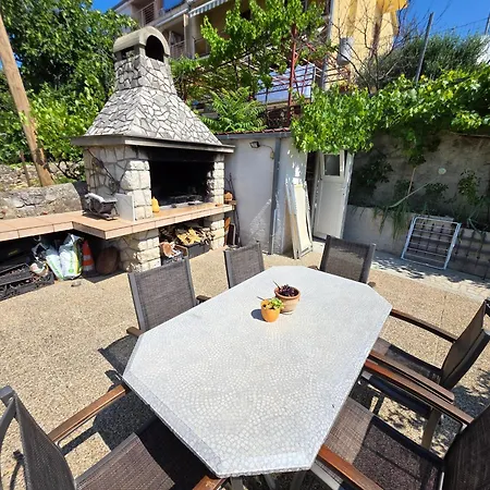 Damir With Terrace In Garden *