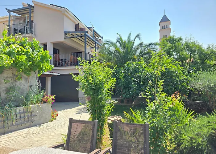 Damir With Terrace In Garden * Crikvenica