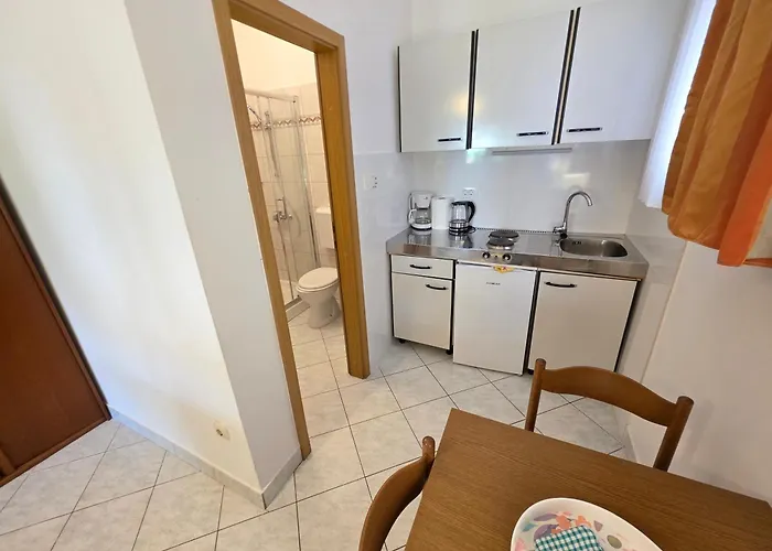 Damir With Terrace In Garden Crikvenica